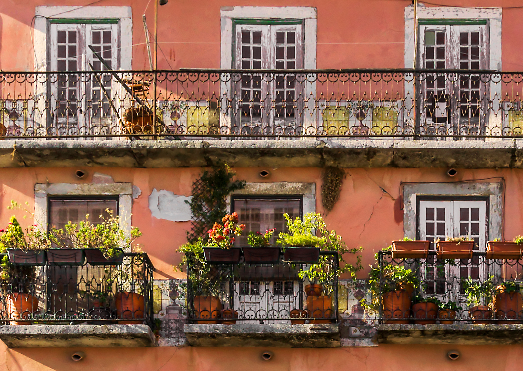 The Backlash Against Americans in Lisbon - What Went Wrong 5 lisbon 6