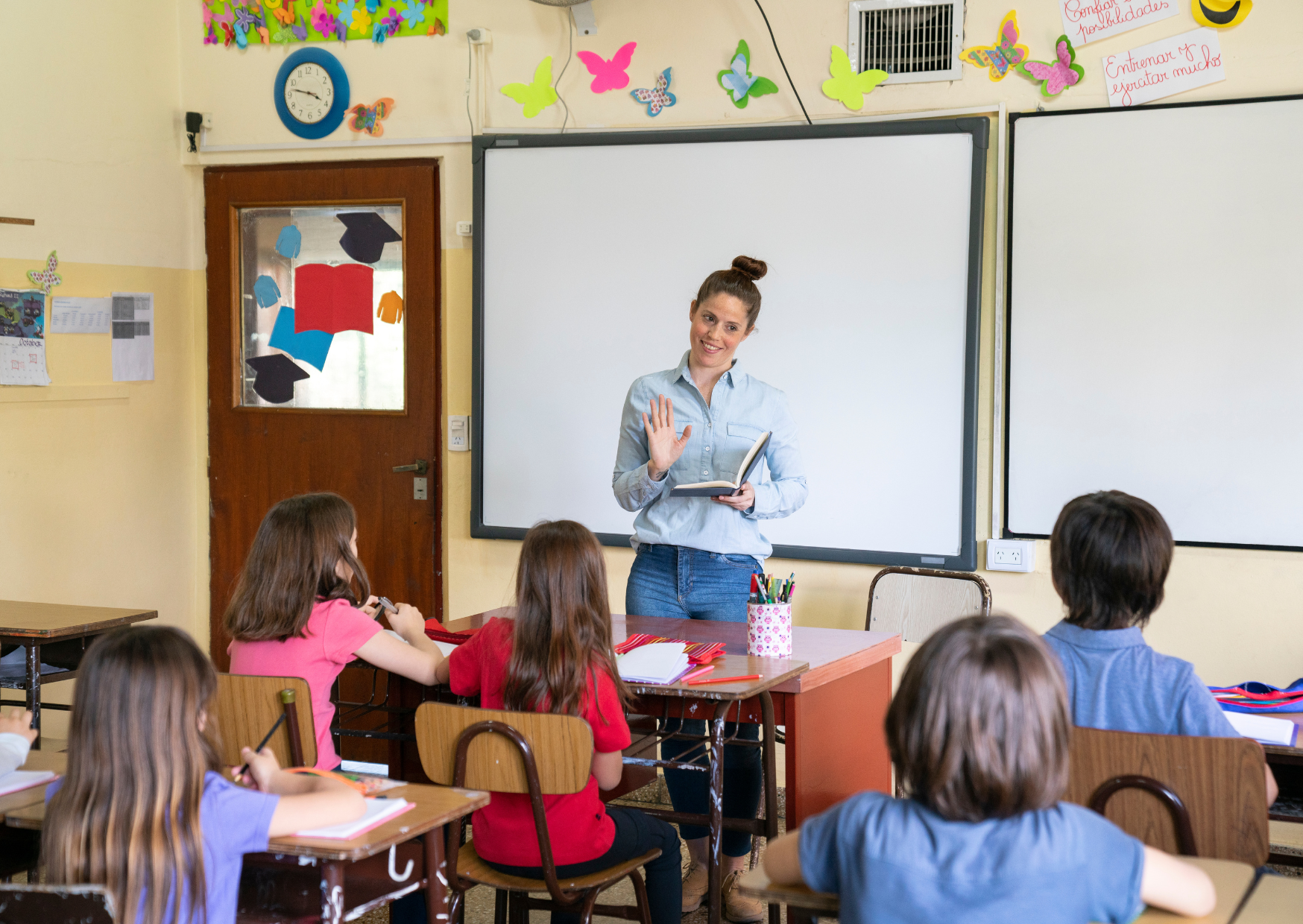 How Seville Is Hiring American Teachers In 2025 — Who Actually Earns Around €2,500/Month 2 seville 2