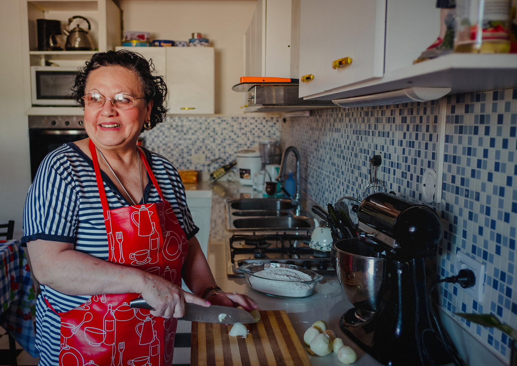 Why Italian Grandmothers Don’t Get Dementia, The Daily Habit Americans Mock 2 Italian grandmothers