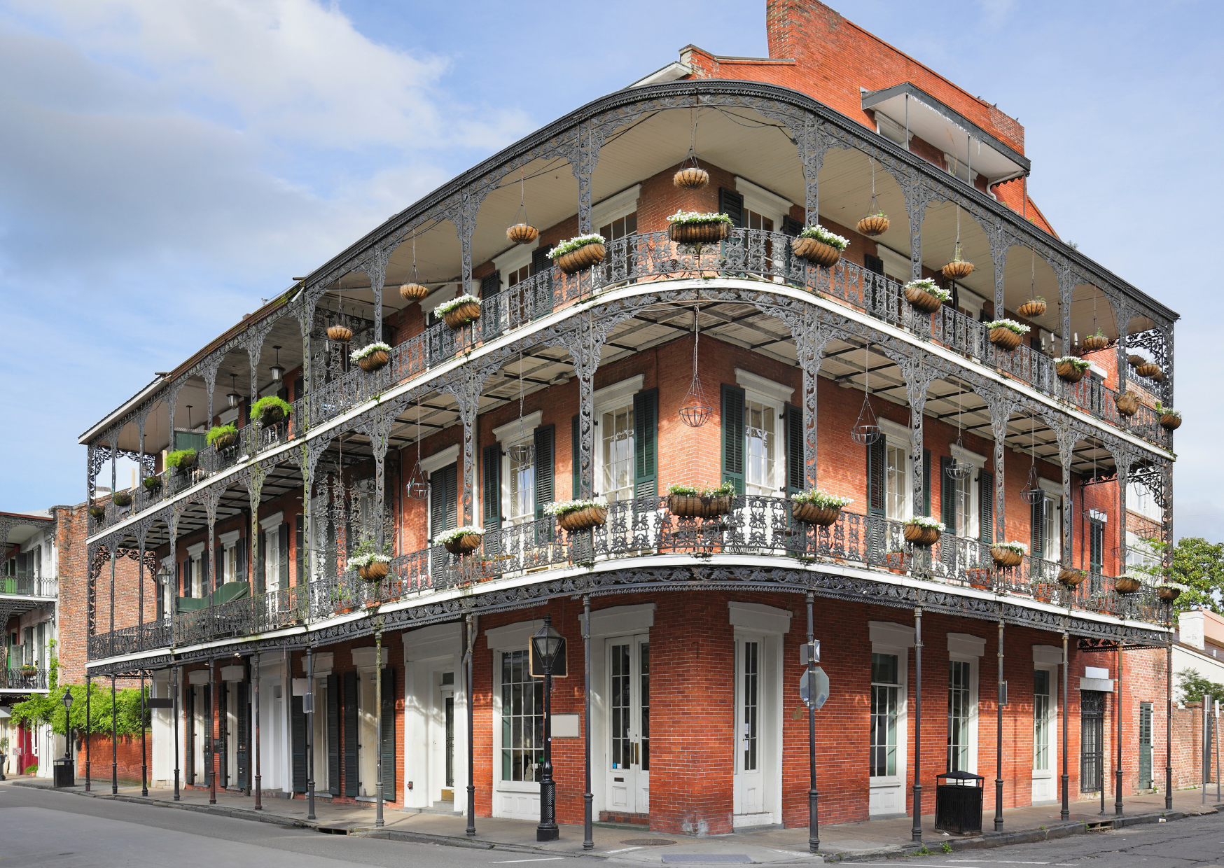 The New Orleans Culture That French People Find “Embarrassingly Fake” 2 New Orleans 5