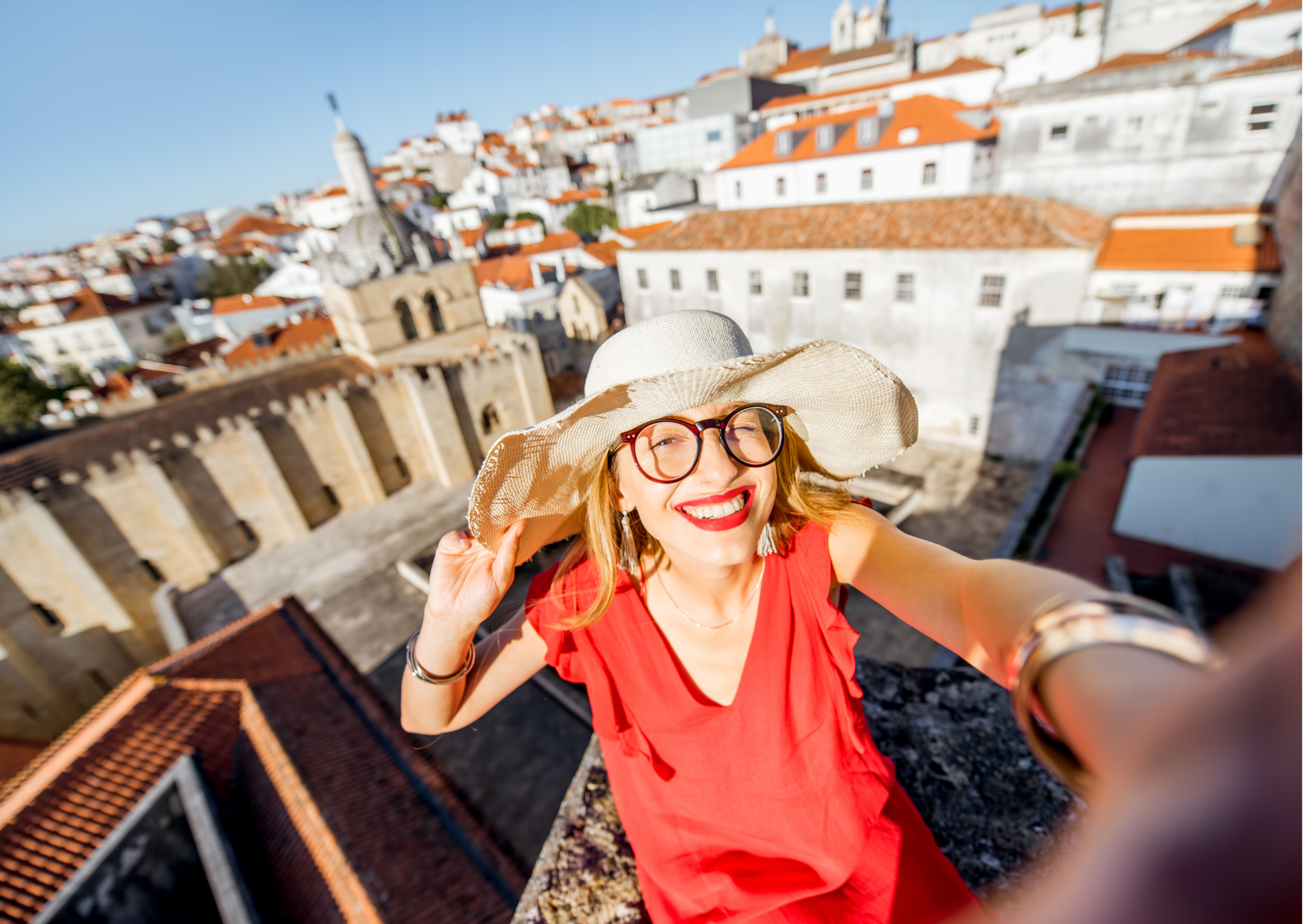 The 4 Reasons American Retirees Are Fleeing Portugal Back to Florida 1 people in Portugal 3