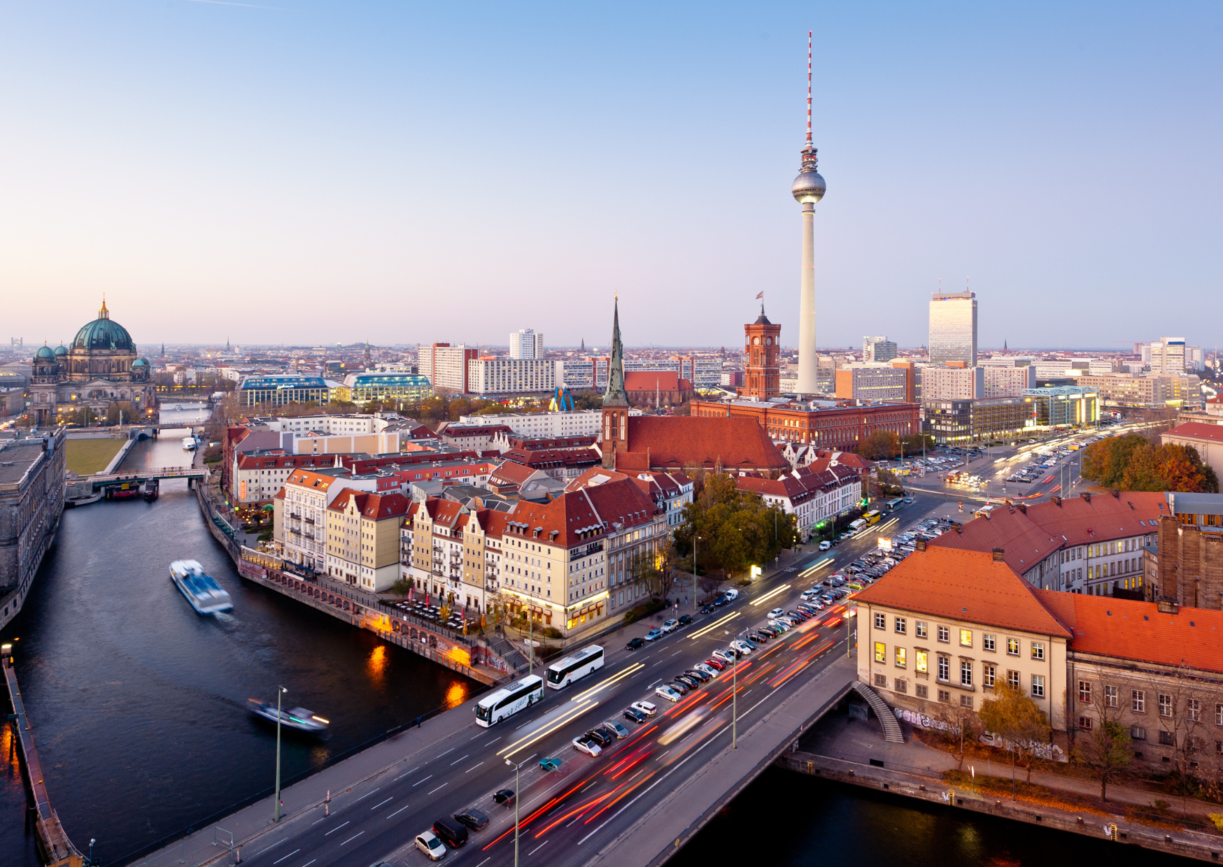 Why German Families With €45,000 Build More Wealth Than Americans With $120,000 5 people in germany 2