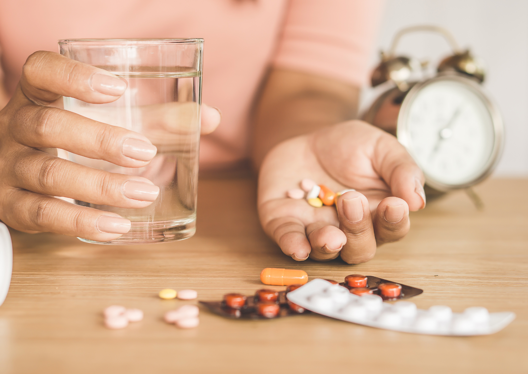 How French Pharmacists Cure American Anxiety Without Xanax and The €12 Method 4 takind medication 3