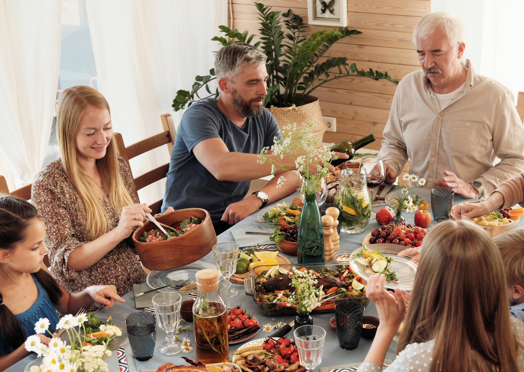 I Stopped Eating American Portions in December and Now En Route to Losing 15 Pounds and Feeling Better 1 Eating holiday food 5