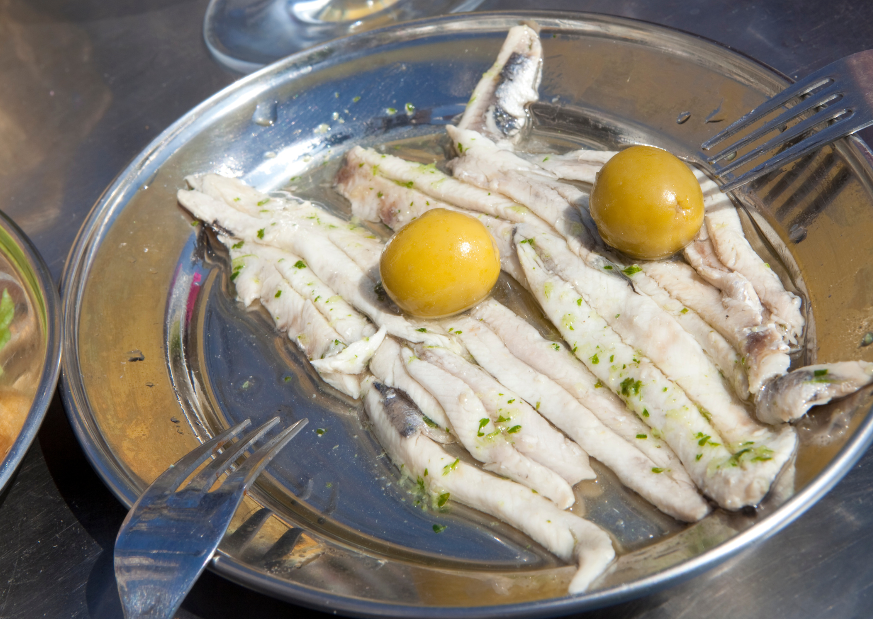 9 Spanish Tapas Recipes That Replace American Appetizers Without the Calorie Bomb 2 Tapas Boquerones en Vinagre