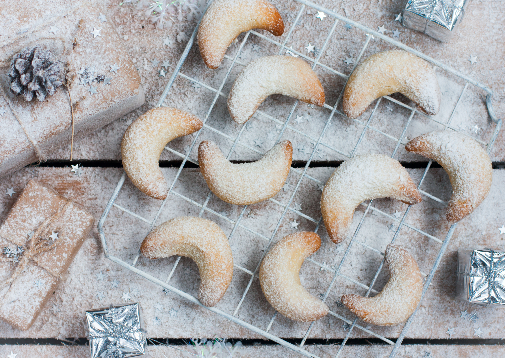 Vanillekipferl European Christmas cookies