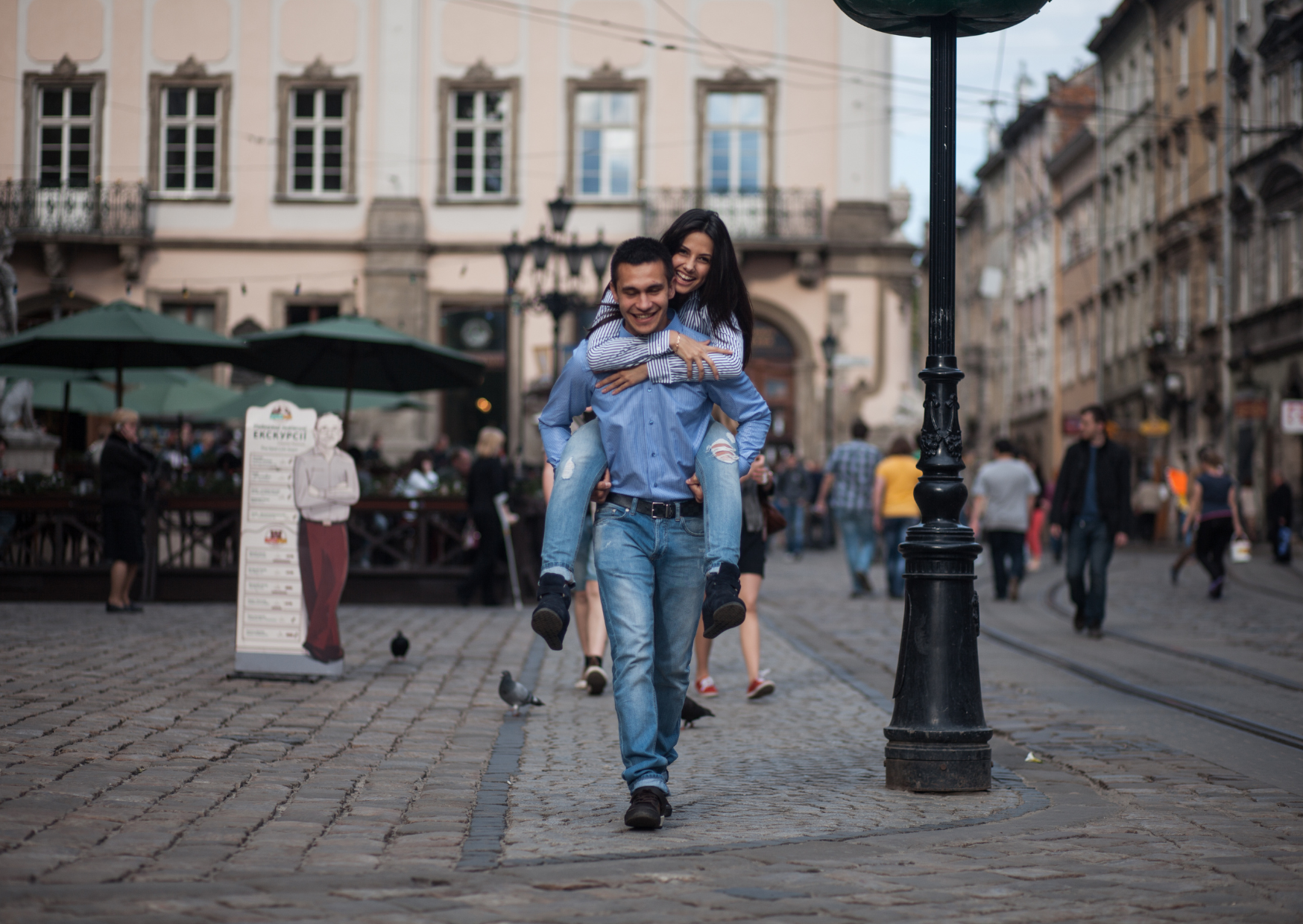 The 4 Reasons Single Americans Fail in Europe at Double the Rate of Couples 5 single Americans