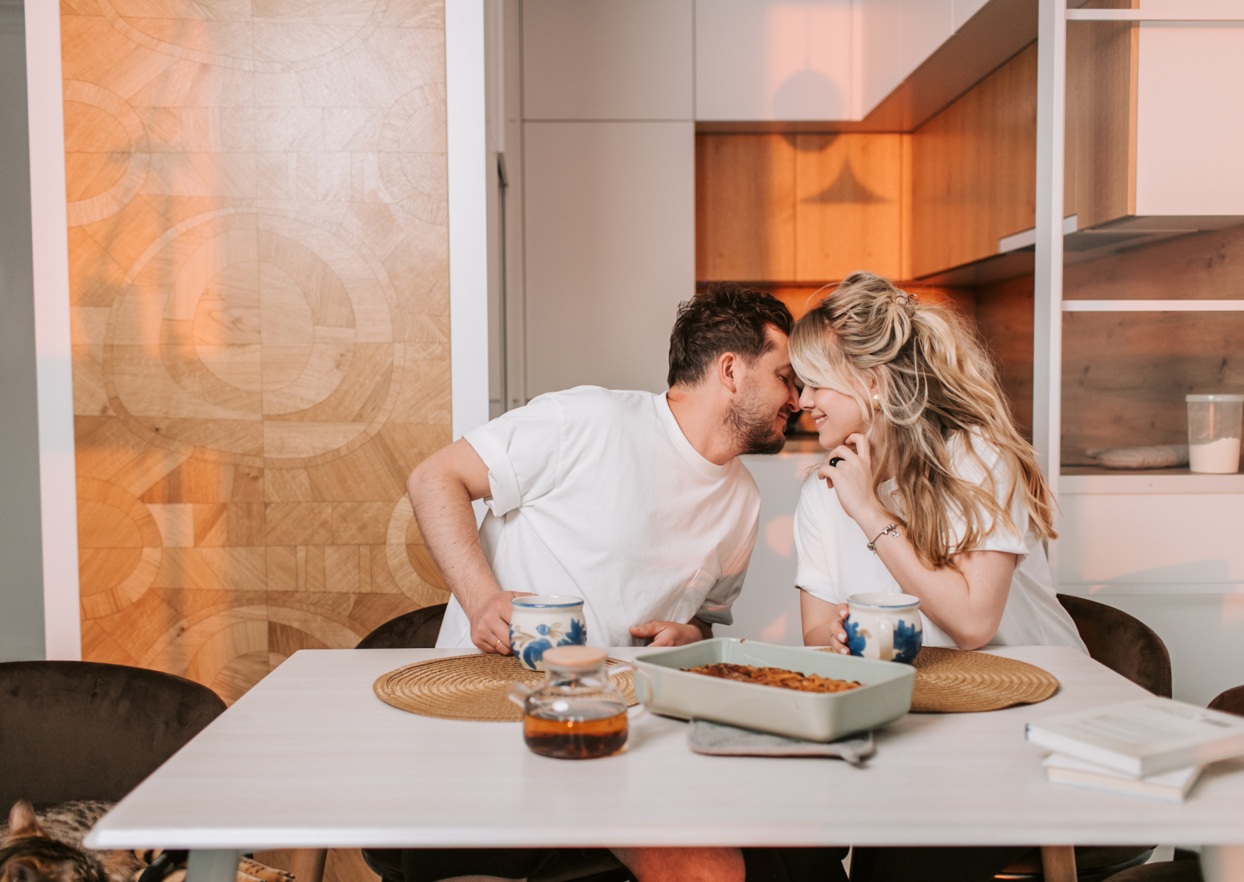 tourist couples in Spain 3