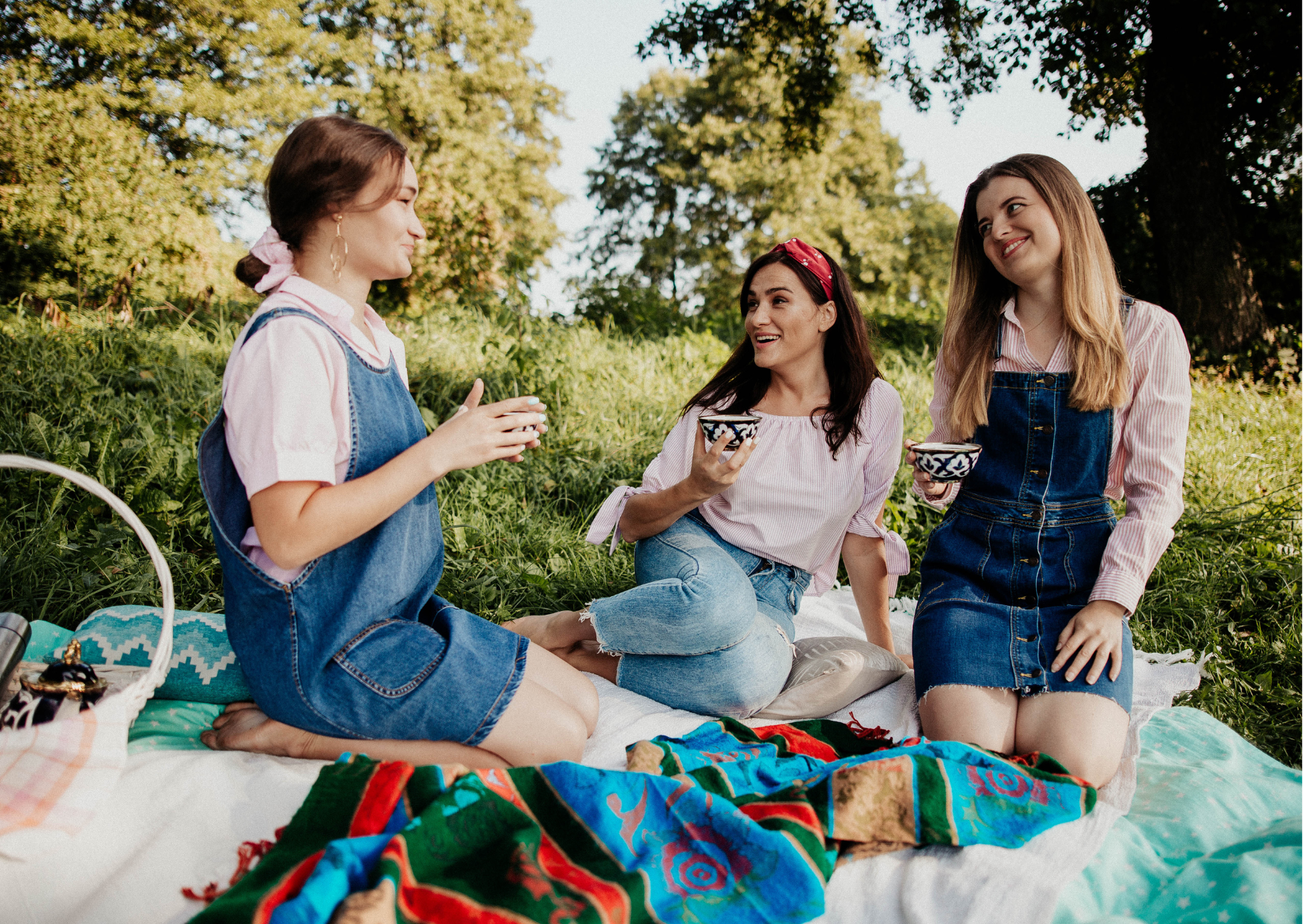 The Dinner Conversation Topics Europeans Find Deeply Offensive That Americans Bring Up Constantly 6 American conversations