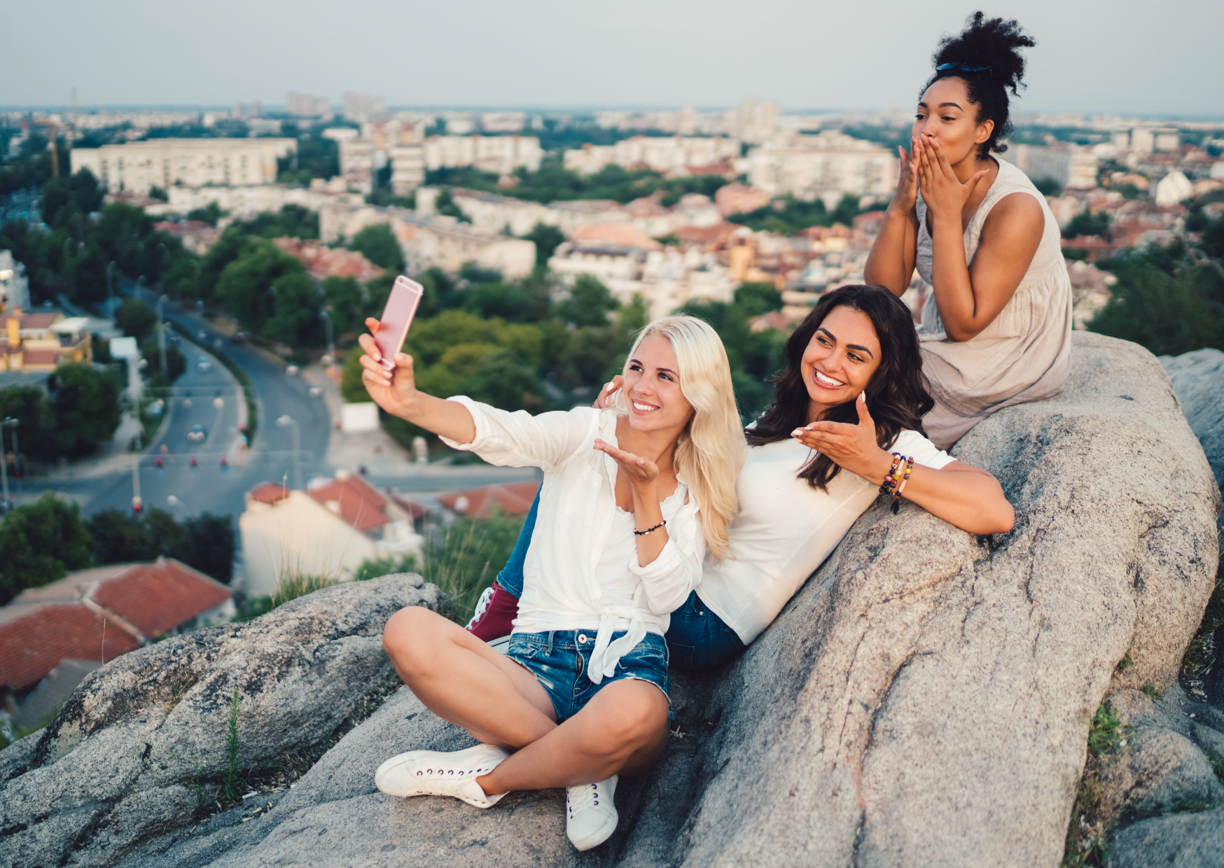 The Life Philosophy Europeans Don’t Talk About: They Just Live It 5 People in Europe 3 1