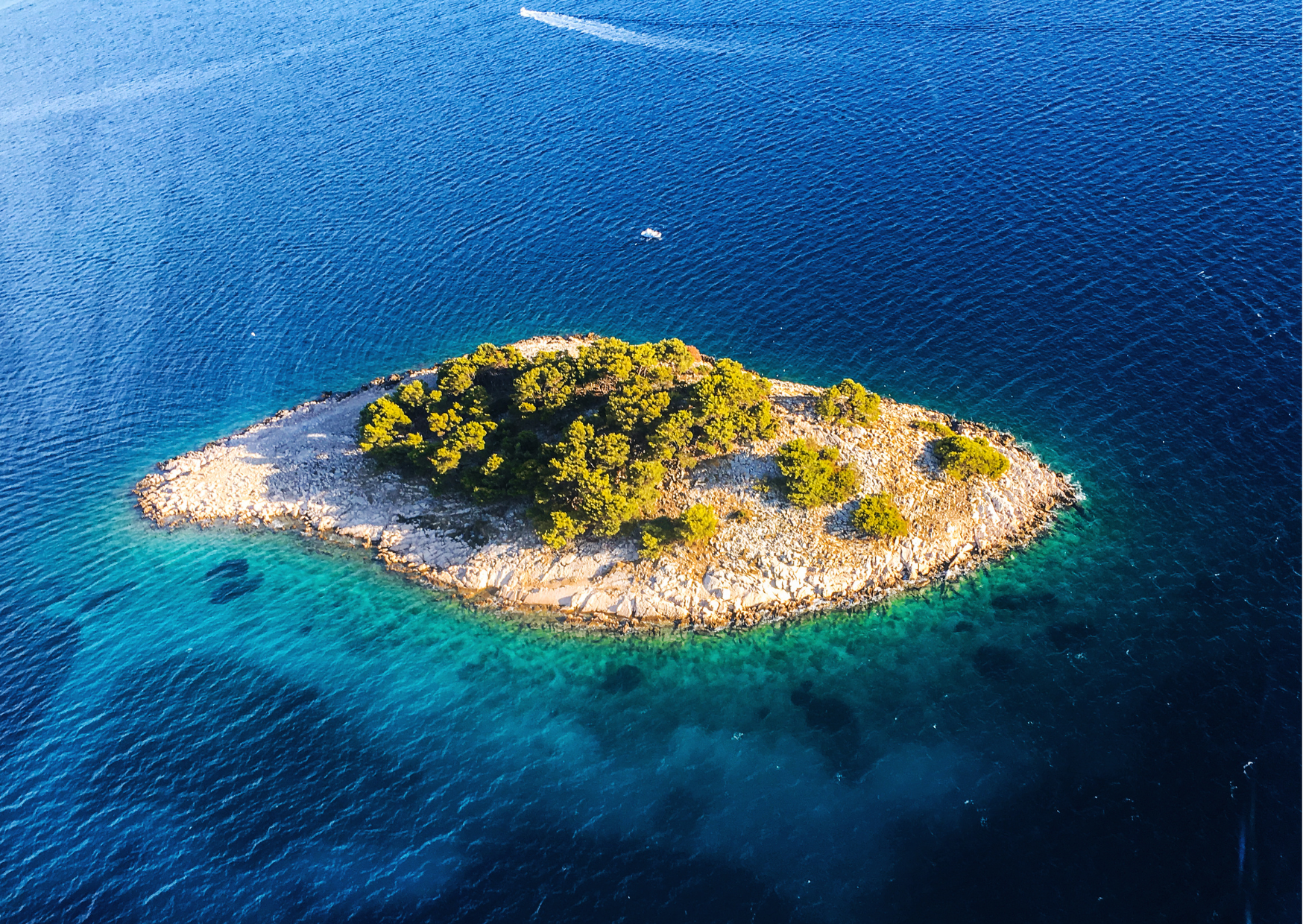 The Tourist Trap Towns That Look Perfect Online But Aren’t 4 Tourist traps 4