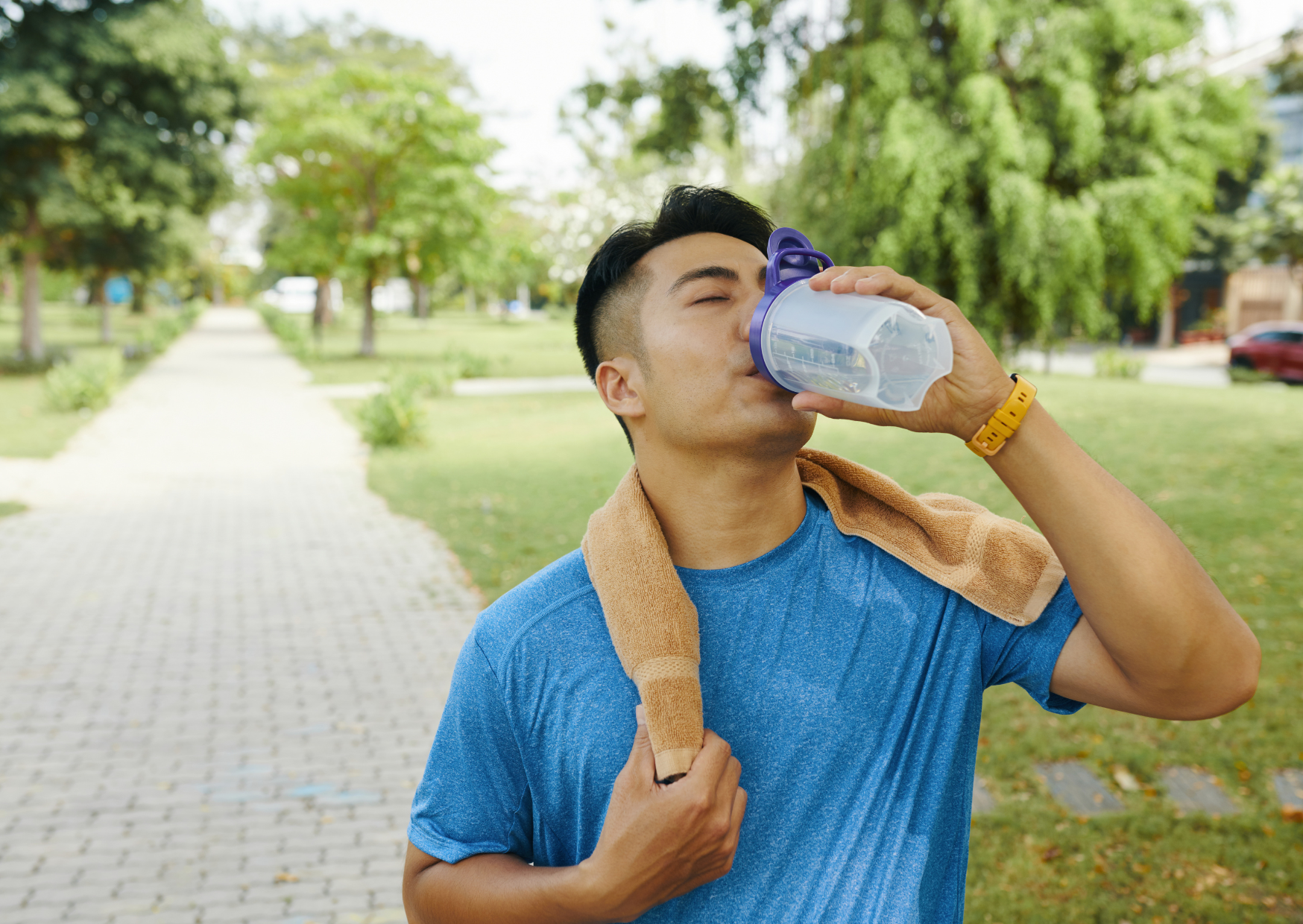 The European Water Habit I Tried for 30 Days: Skin Cleared Up 4 drinking water 3
