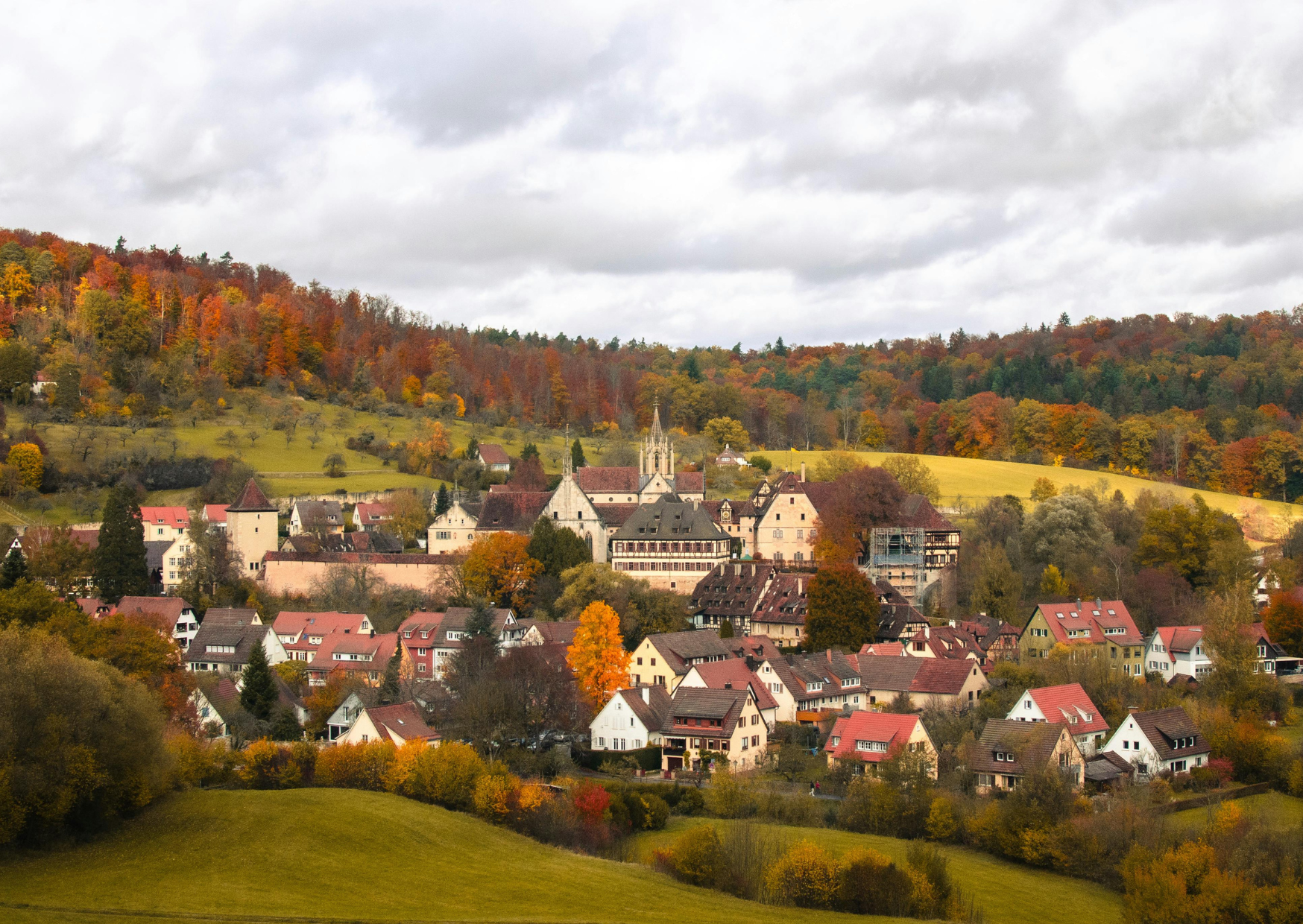 71% of Americans Who Retire to Big European Cities Downsize to Villages 4 village in Europe 4