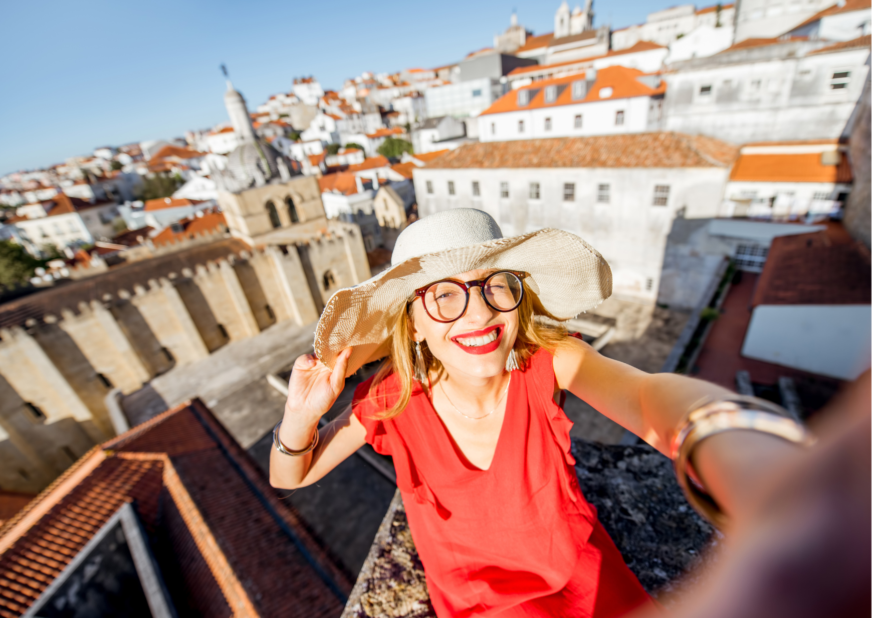 Why Single American Women Thrive in Portugal But Struggle in Spain 1 woman in Europe 3