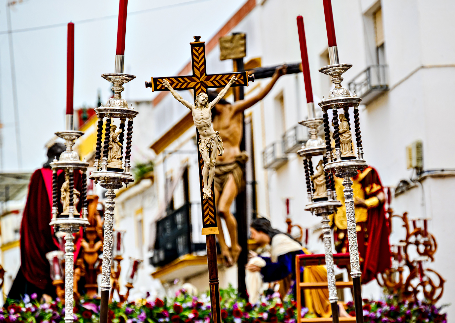 Easter Processions In Seville, Spain: The Most Intense Thing I’ve Witnessed In Europe 4 Holy Week in Seville 3
