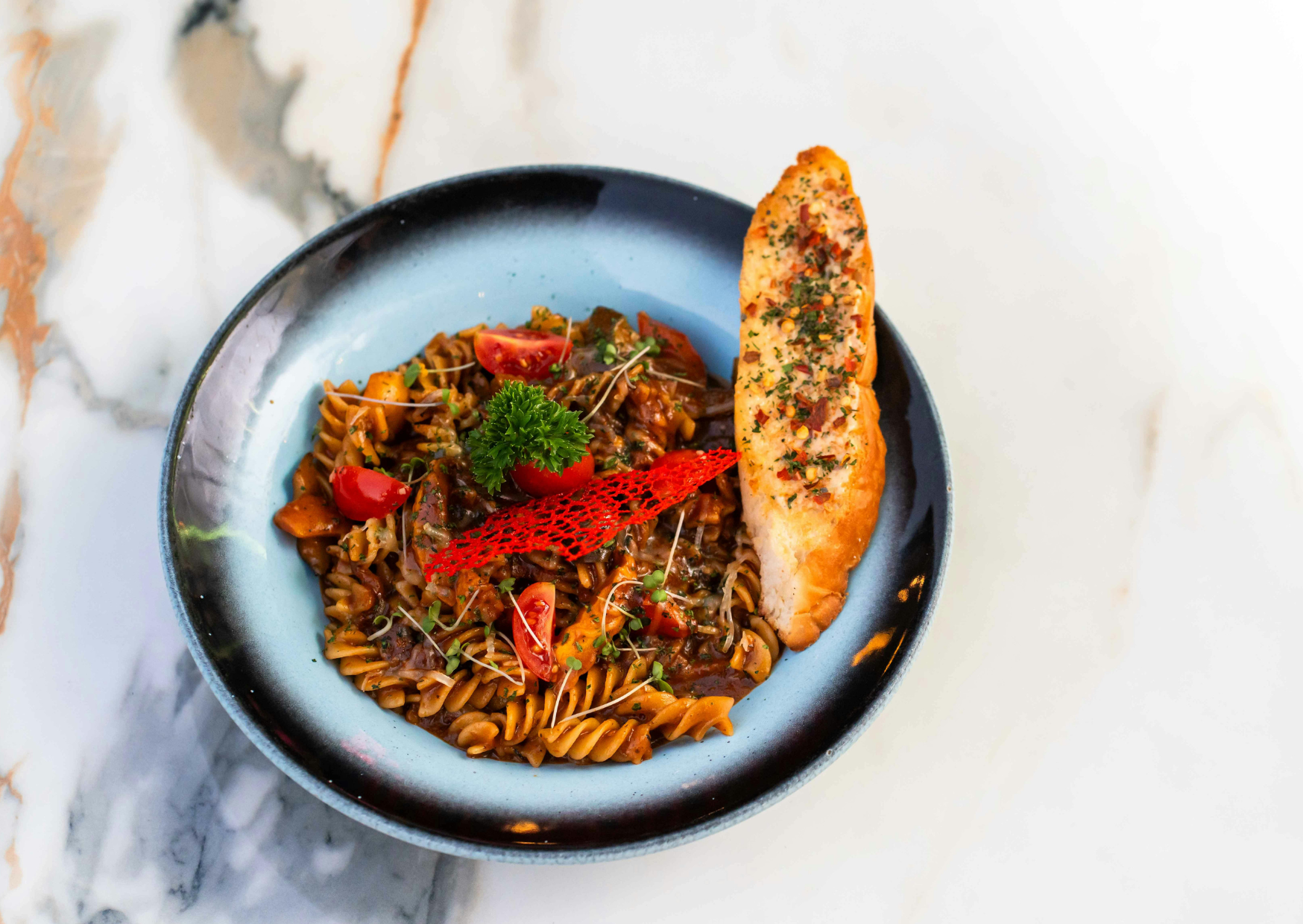 The Difference Between American Pasta And Italian Pasta. Why One Bloats You And One Doesn't. 3 Italian macaroni 3