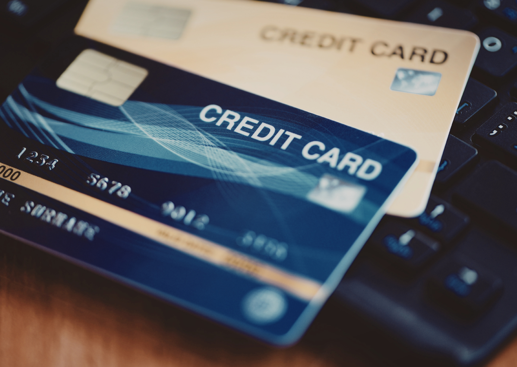 Credit Card Debt Hit $6,715 Per American: The European Number Confused Me 6 credit card 2